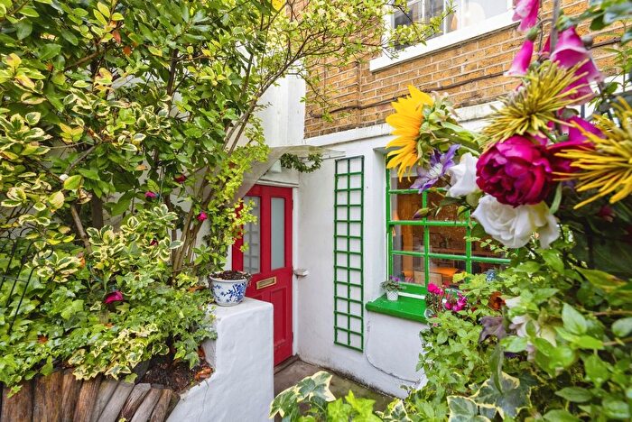 1 Bedroom Flat To Rent In Wandsworth Road, London, SW8