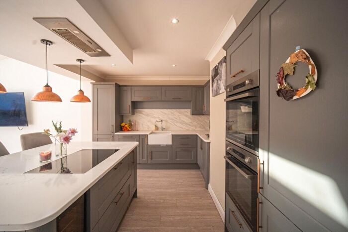 2 Bedroom Semi Detached House For Sale In Totshill Drive, Bristol, BS13