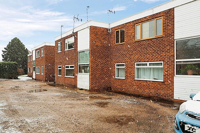 2 Bedroom Flat For Sale In Rylands Court, Barton Street, Beeston, Nottingham, NG9