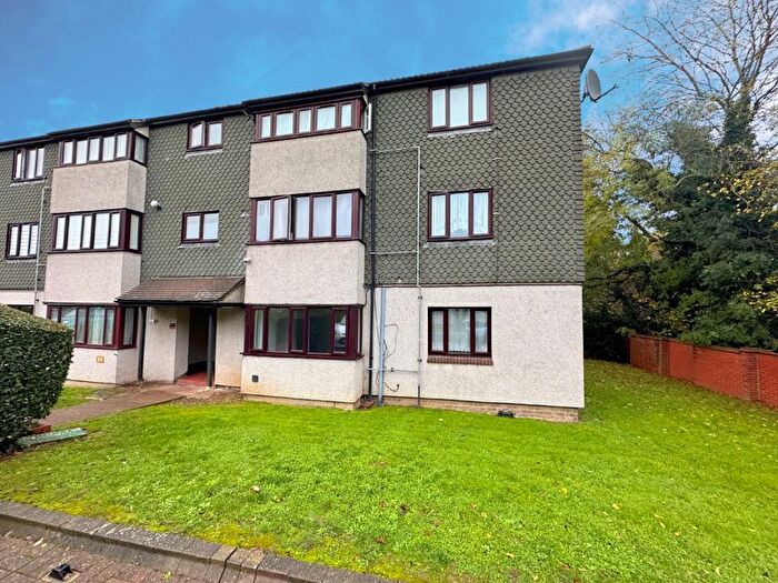 2 Bedroom Flat To Rent In Teviot Avenue, Aveley, South Ockendon, RM15