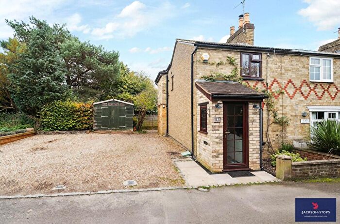 2 Bedroom End Of Terrace House For Sale In Duck End Lane, Maulden, Bedfordshire, MK45