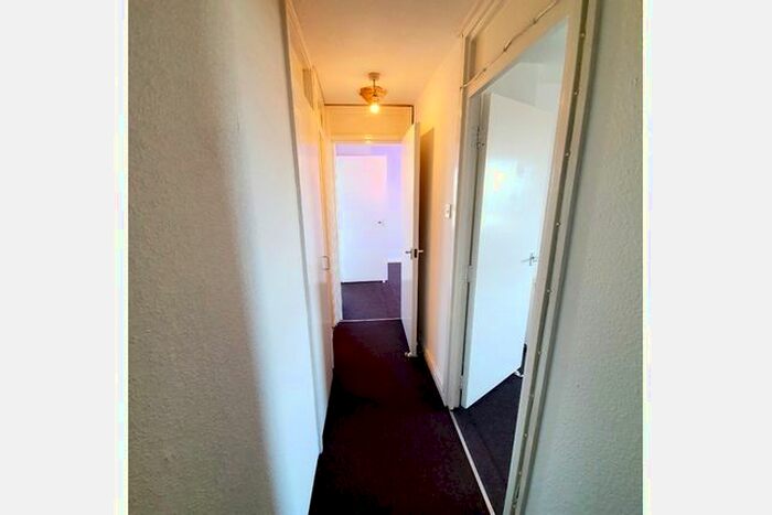 1 Bedroom Flat For Sale In Manston Road, Thanet, Ramsgate, CT12