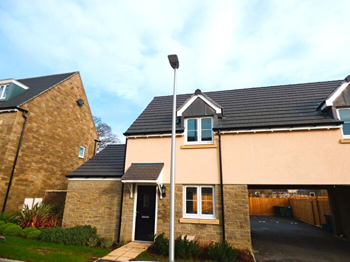2 Bedroom Flat For Sale In Symons Close, Bovey Tracey, TQ13