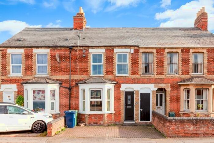 3 Bedroom Semi-Detached House To Rent In Windmill Road, Headington, OX3