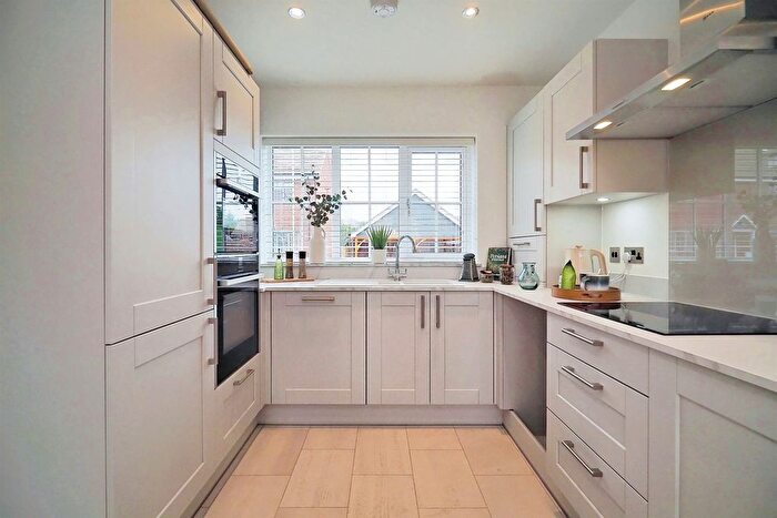 3 Bedroom Semi-Detached House For Sale In Whitsbury Road, Fordingbridge, SP6