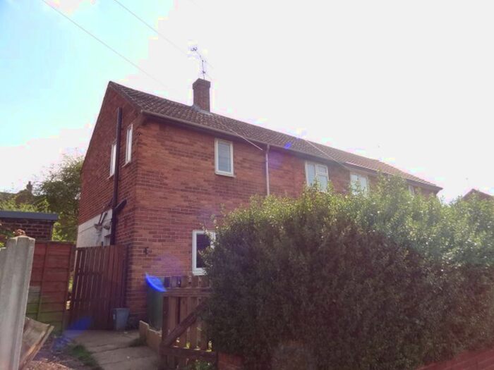 3 Bedroom Semi-Detached House To Rent In Lancaster Street, Castleford, WF10