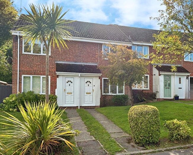 2 Bedroom Terraced House For Sale In Mercury Gardens, Hamble, Southampton, SO31