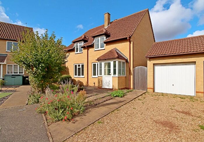 2 Bedroom House For Sale In Dixons Road, Market Deeping, PE6