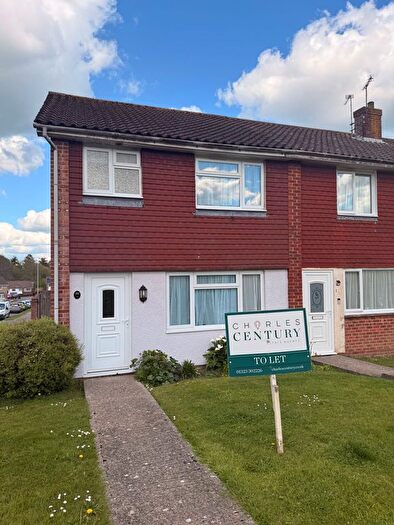 3 Bedroom End Terrace House To Rent In Park View Road, Uckfield, TN22