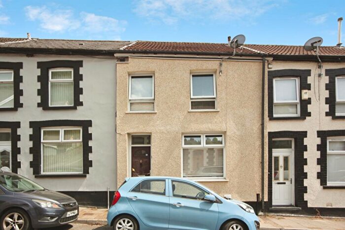 3 Bedroom Terraced House For Sale In Deri Terrace, Tylorstown, Ferndale, CF43