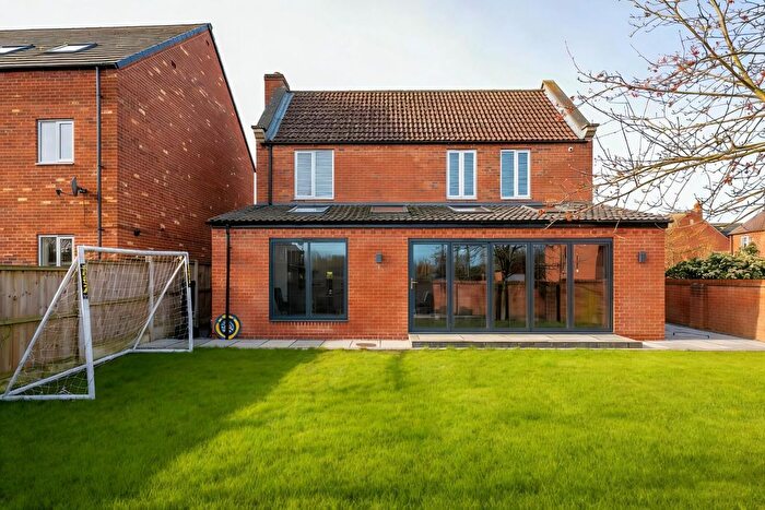 5 Bedroom Detached House For Sale In Moorland Way, Sherburn In Elmet, Leeds, LS25