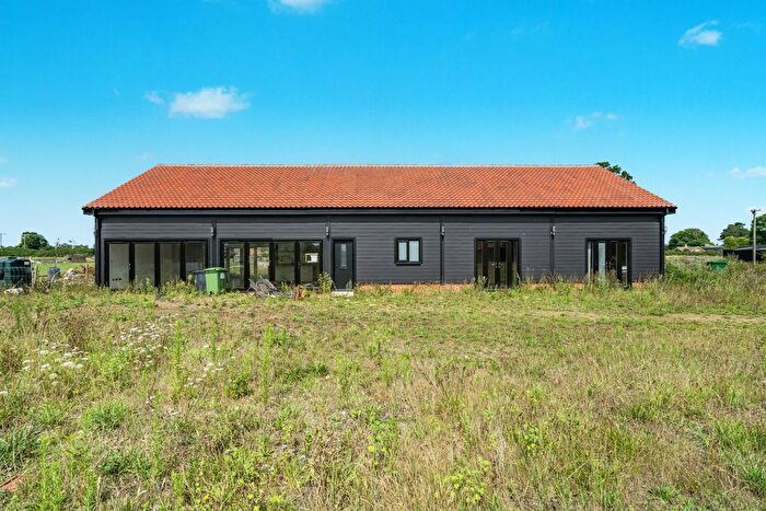 5 Bedroom Barn Conversion For Sale In Church Road, Bungay, NR35