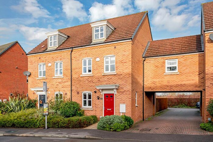 3 Bedroom Town House For Sale In Jackson Way, Stamford, PE9