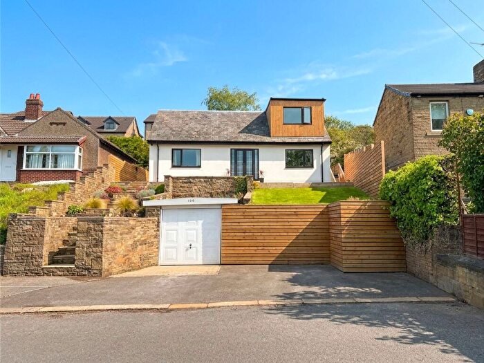 4 Bedroom Detached Bungalow For Sale In Forest Road, Huddersfield, HD5