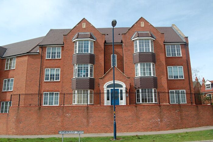 2 Bedroom Flat For Sale In Farnborough Drive, Daventry, NN11