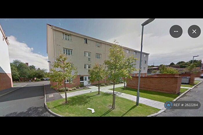 2 Bedroom Flat To Rent In Glenmore Place, Glasgow, G42
