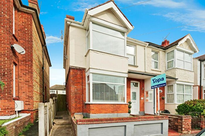 4 Bedroom Semi-Detached House For Sale In Gilbert Road, Ramsgate, CT11