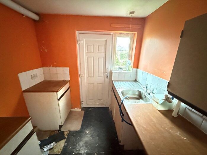 1 Bedroom Flat For Sale In Lyndhurst Gardens, Carlisle, Cumbria, CA2