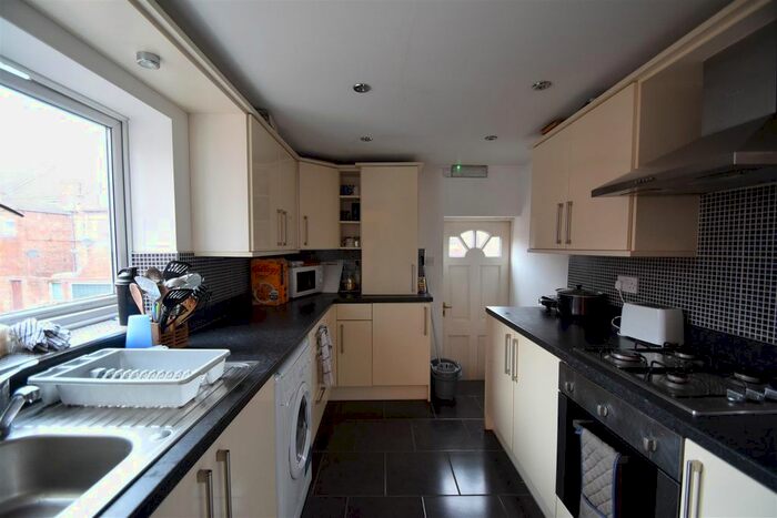 1 Bedroom Property To Rent In Trewhitt Road, Heaton, Newcastle Upon Tyne, NE6