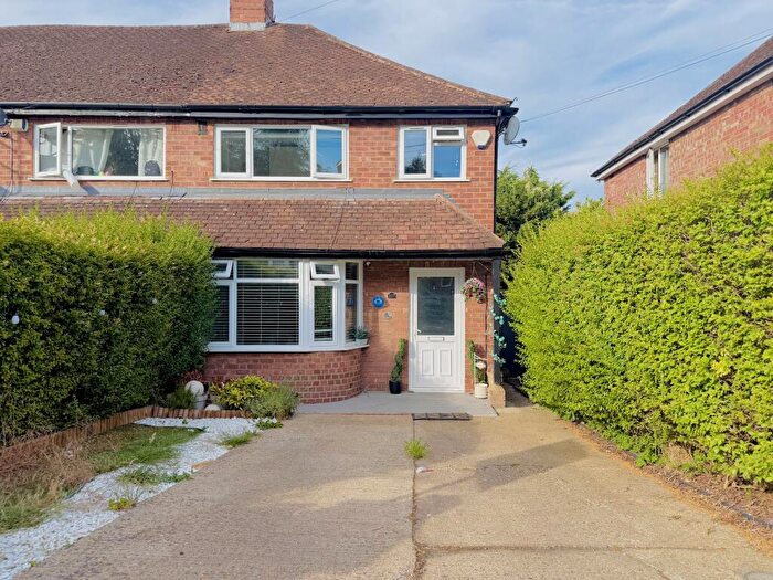 3 Bedroom End Of Terrace House To Rent In Thirlmere Avenue, Reading, RG30