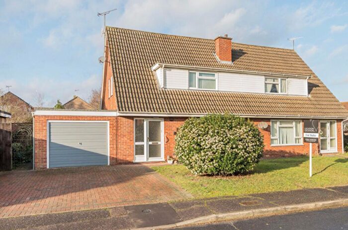 3 Bedroom Chalet For Sale In Churchill Road, Thetford, IP24