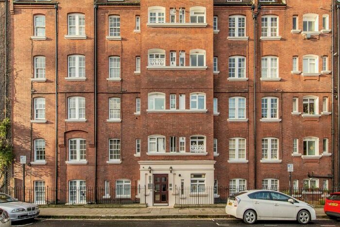 2 Bedroom Flat To Rent In Thanet Street, London, WC1H