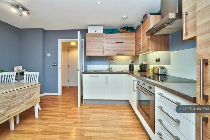 2 Bedroom Flat To Rent In Blackett Apartments, London, E3