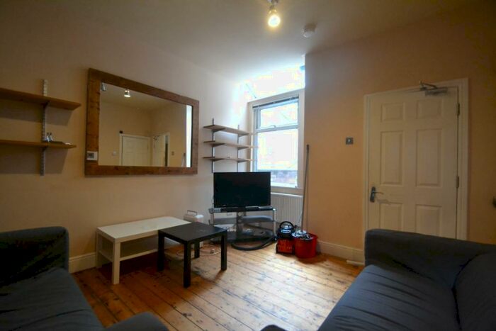 5 Bedroom Terraced House To Rent In Brailsford Road, Fallowfield, Manchester, M14