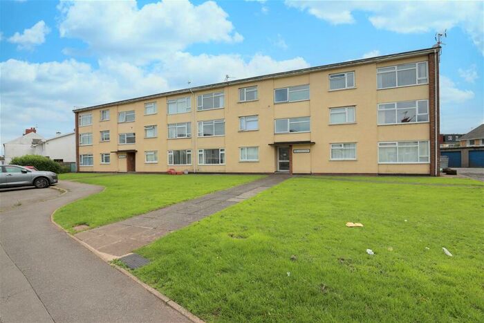 2 Bedroom Apartment To Rent In Tyn-y-Pwll Road, Whitchurch, Cardiff, CF14