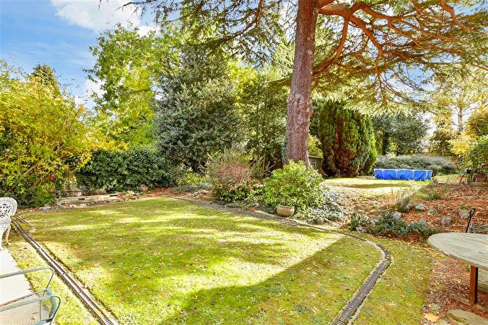 3 Bedroom Detached House For Sale In Station Road, Eynsford, Dartford, Kent, DA4