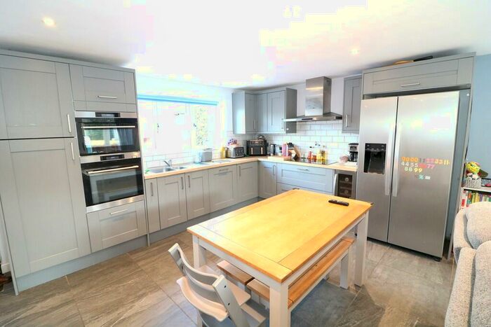 2 Bedroom End Of Terrace House To Rent In Springfield Road, Westcott, Dorking, RH4