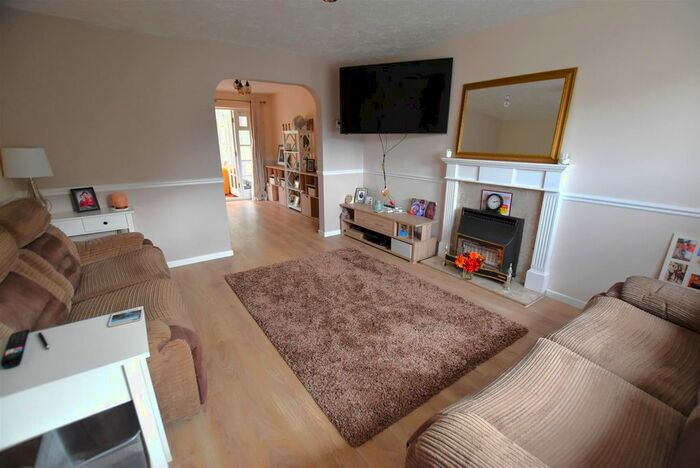 3 Bedroom Detached House For Sale In Gores Park, High Littleton, Bristol, BS39