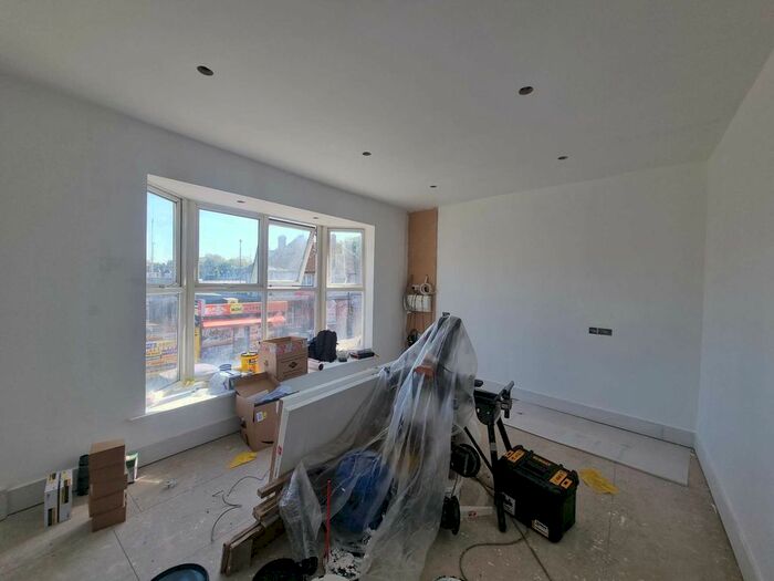 3 Bedroom Maisonette To Rent In Westbury Avenue, Turnpike Lane, N22