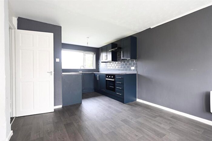 3 Bedroom Terraced House To Rent In Links Walk, West Denton, Newcastle Upon Tyne, NE5