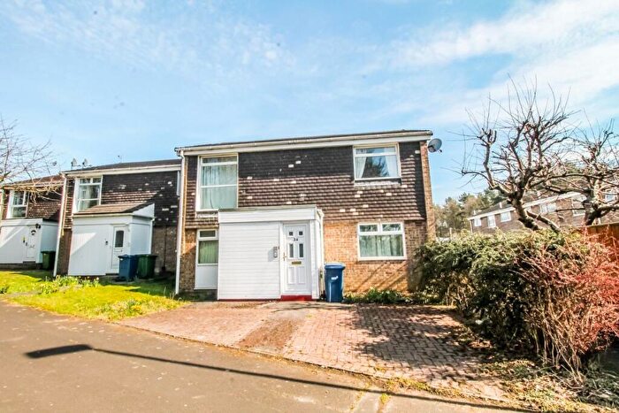 2 Bedroom Flat To Rent In Hogarth Drive, Washington, Tyne And Wear, NE38