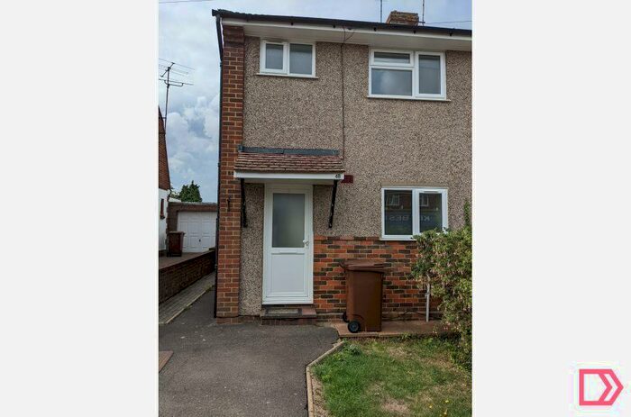 2 Bedroom Semi-Detached House To Rent In B Norreys Road, Rainham, Gillingham, Kent, ME8