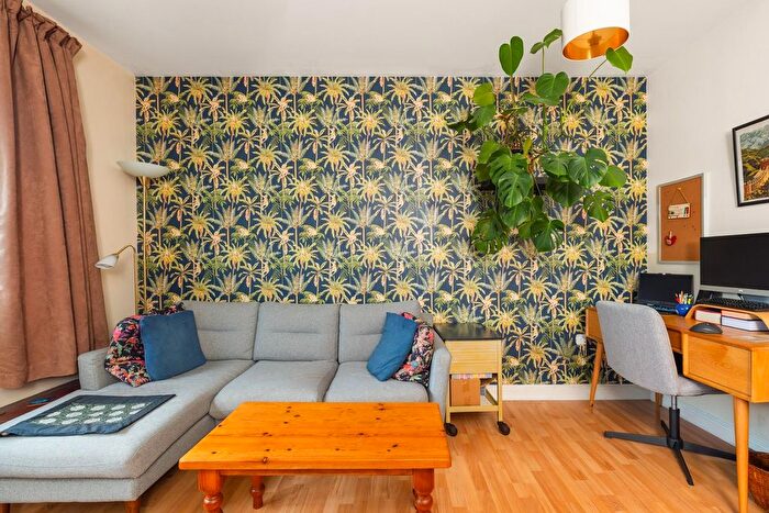 1 Bedroom Flat For Sale In Magdalena Court, Redcliffe, BS1