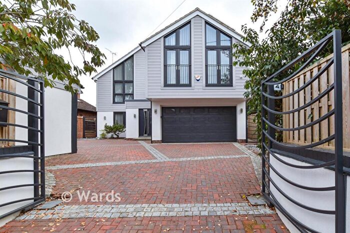 4 Bedroom Detached House For Sale In Cooling Street, Cliffe, Rochester, Kent, ME3