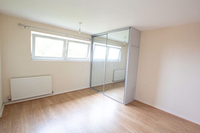 2 Bedroom Flat To Rent In Copperfield, Chigwell, IG7