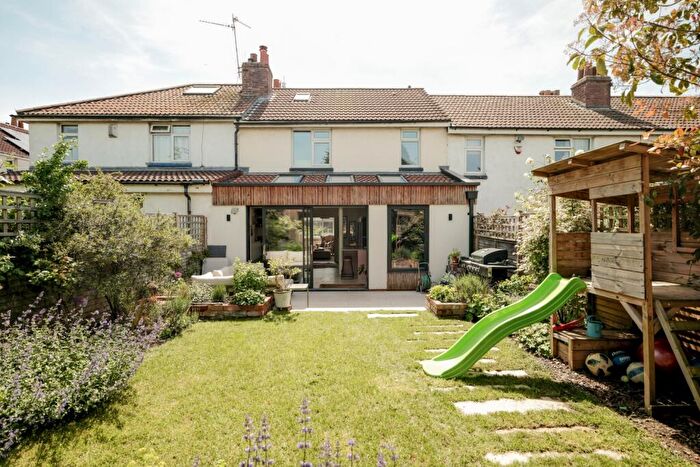 3 Bedroom Terraced House For Sale In Willoughby Road, Bristol, Avon, BS7