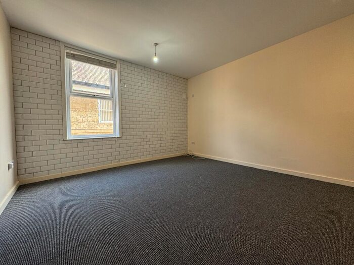 1 Bedroom Flat To Rent In Finkin Street, Grantham, NG31