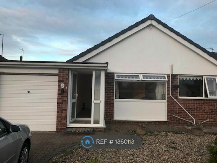 3 Bedroom Bungalow To Rent In Field End Close, Gaywood, King's Lynn, PE30