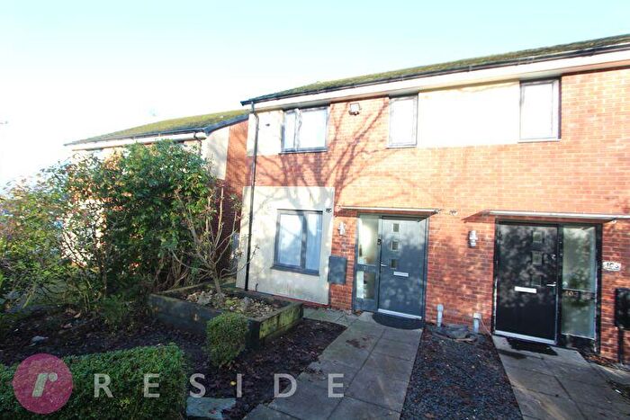 3 Bedroom Semi Detached House For Sale In Hartley Lane, Queensway, Rochdale, OL11