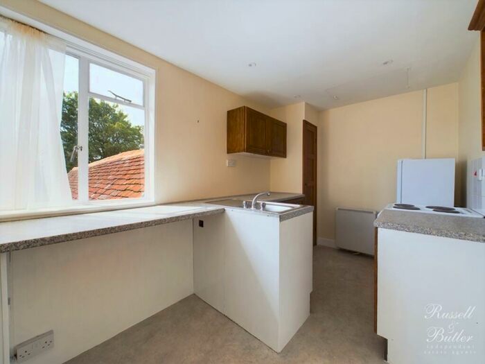 1 Bedroom Flat To Rent In West Street, Buckingham, MK18