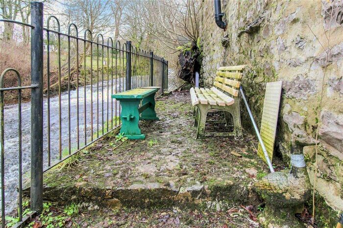1 Bedroom Barn Conversion For Sale In Kettlewell, Skipton, BD23