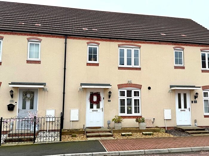 3 Bedroom Terraced House For Sale In Lysaght Way, Newport, NP19