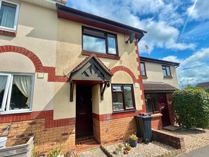 2 Bedroom Terraced House To Rent In Mead Close, Cullompton, EX15