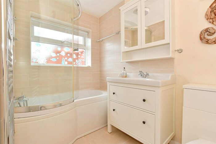 2 Bedroom Detached House For Sale In Hill Street, Ryde, Isle Of Wight, PO33