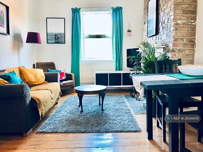 2 Bedroom Flat To Rent In Cecilia Road, London, E8