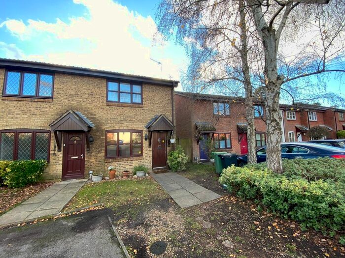 2 Bedroom End Of Terrace House To Rent In Habershon Drive, Frimley, Camberley, GU16